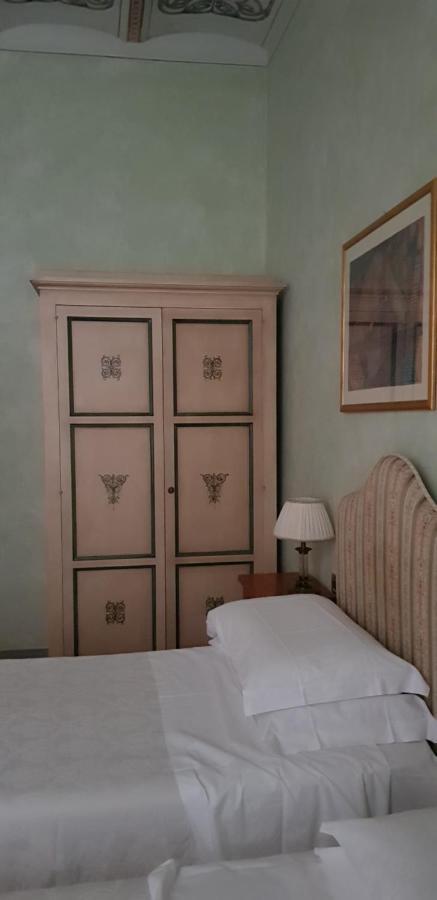 B&B Palazzo Al Torrione 2 San Gimignano Exterior foto