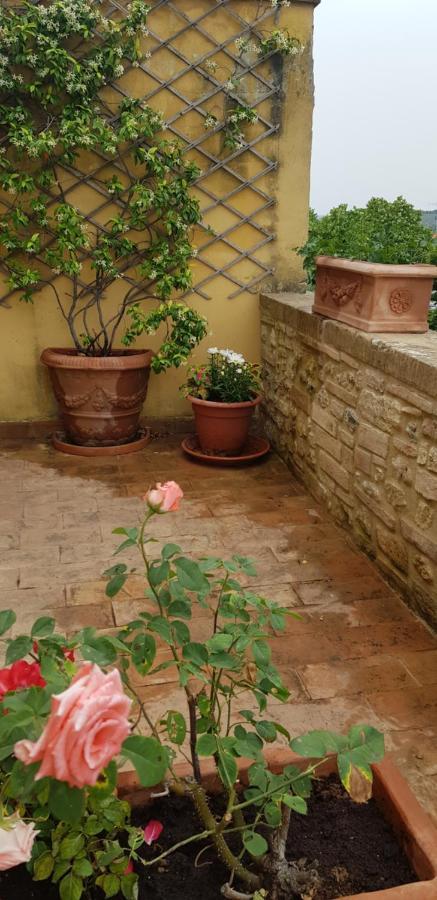 B&B Palazzo Al Torrione 2 San Gimignano Exterior foto