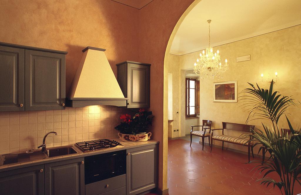B&B Palazzo Al Torrione 2 San Gimignano Exterior foto